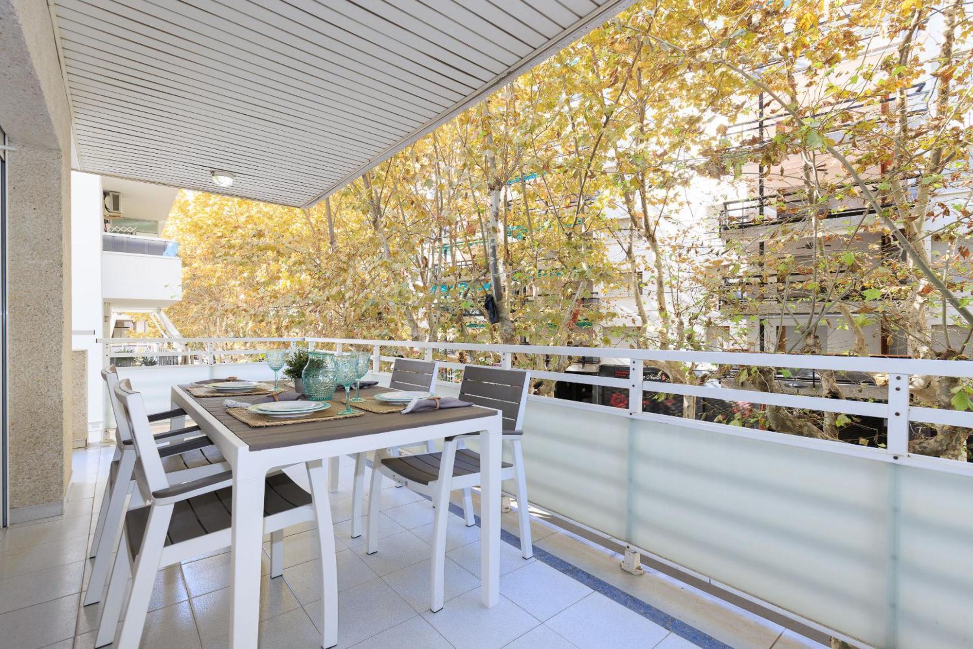 Uhc Apartamento Ruisenores Салоу Экстерьер фото